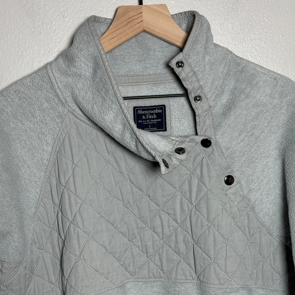Abercrombie & Fitch Womens Pullover Sweater L Gray Quilted Pocket Cozy Preppy - Picture 5 of 9